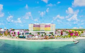 Temptation Hotel Cancun
